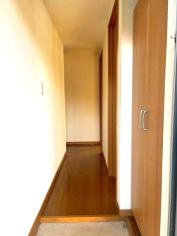 プリンス蒔田２の玄関