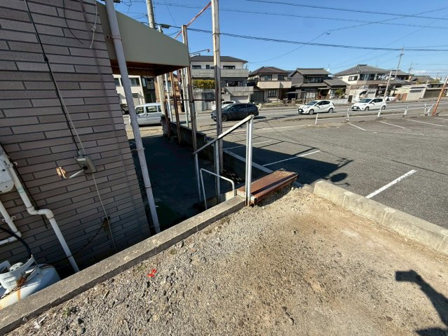 半田新居町貸店舗の外観