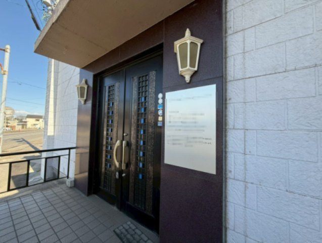 半田新居町貸店舗の外観