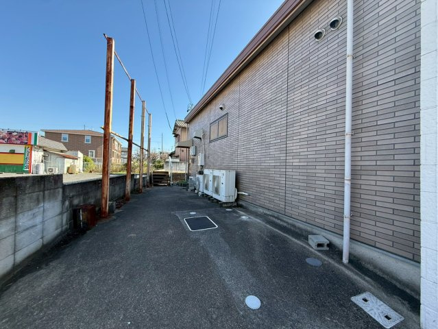 半田新居町貸店舗の外観