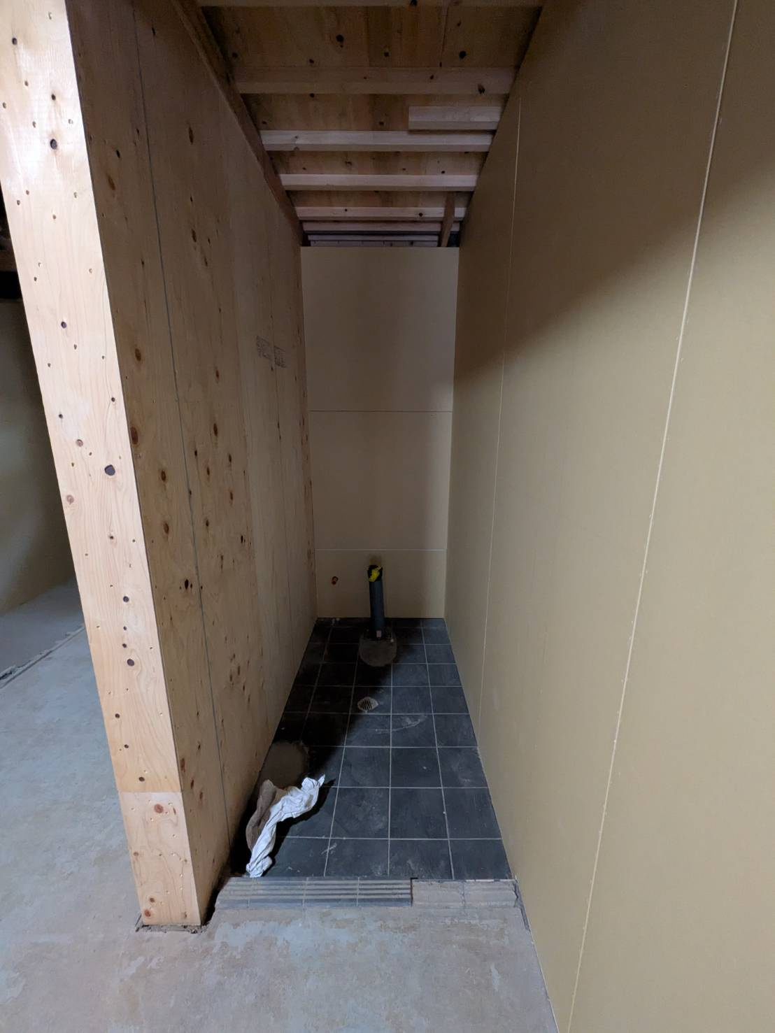 桜町店舗のトイレ