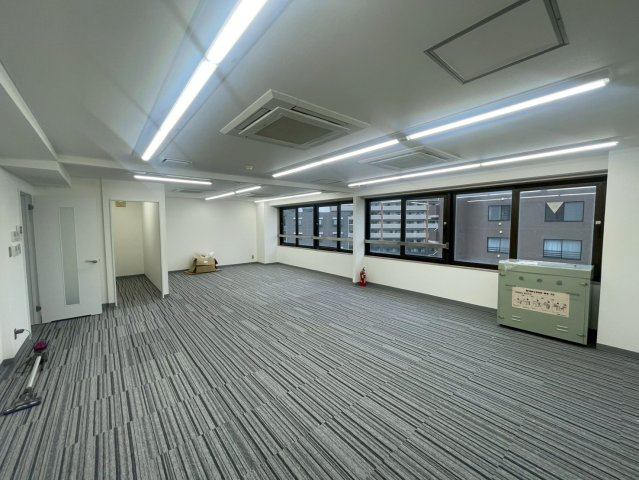 ビジネスタワー入間の内装