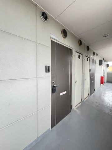 サンライズＫの玄関