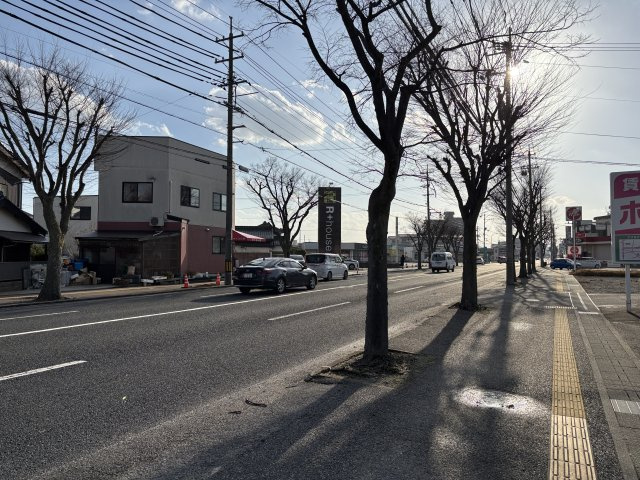 サンライズＫの周辺