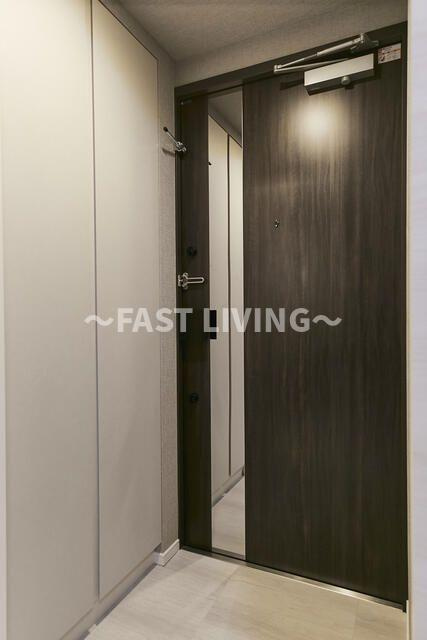 ザ・ライオンズフォーシア八丁堀の玄関