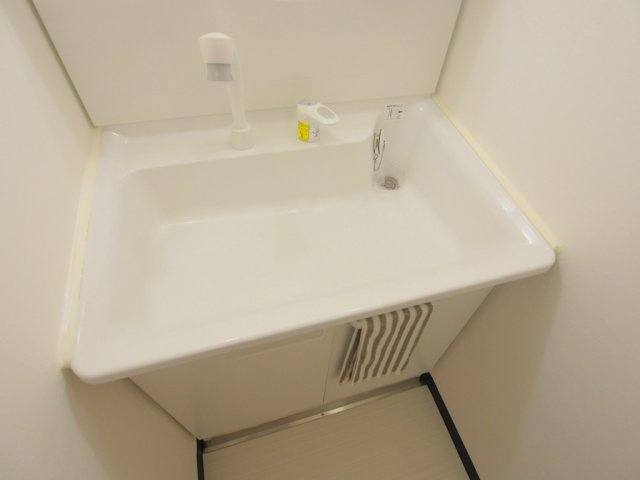 第3コーポ岡村の独立洗面台