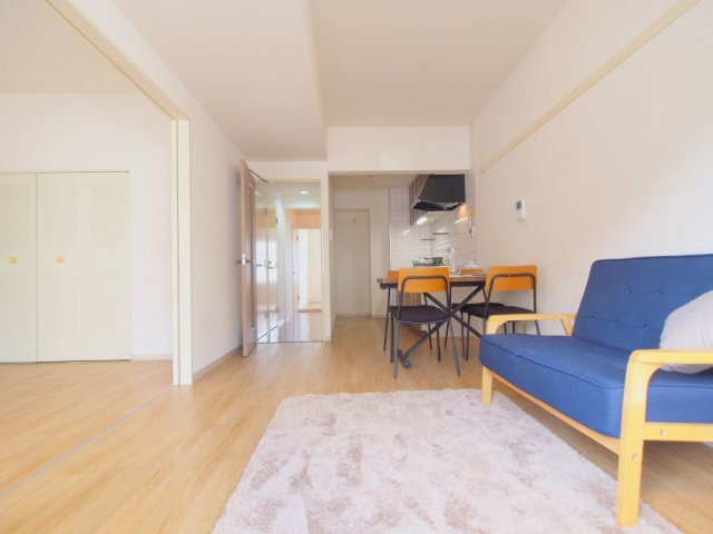 第3コーポ岡村の居間・リビング