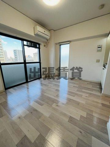 仲介手数料0円！アーバンウエーブ新道の居間・リビング