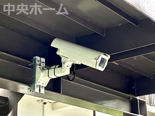 エクセル大島の防犯設備|【防犯カメラ】何かあった時の大事な証拠になることももちろんなりますが、防犯というくらいですので大事なのは防犯カメラがあることによって抑止力につながることですよね。