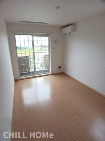 オスピターレ　カーサⅠＡの居間・リビング|当社、チルホームのHPもご覧ください(^^)/物件情報多数♪