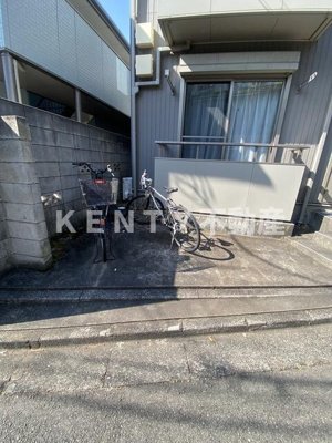 【駐車場】 | ＦＬＯＲＡ山王 | 車をお持ちの方に嬉しい駐車場付きの物件です