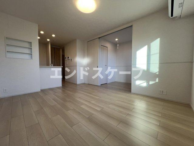 アーバンシティ　Ⅰの居間・リビング|高崎、前橋のお部屋探しはエンドスケープまで！お客様の理想お聞かせ下さい♪