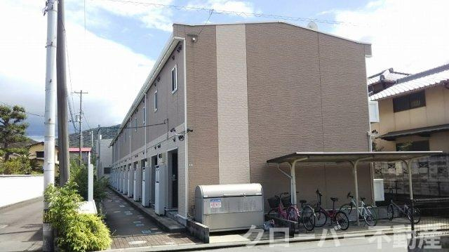 レオパレスクリスマスローズ