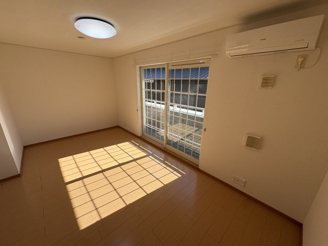 サニーヒル藤原台の居間・リビング