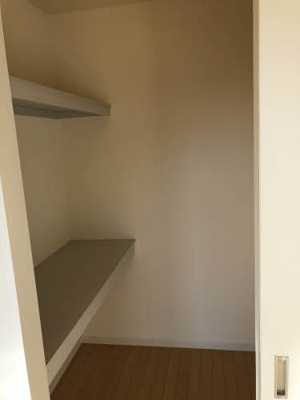 【収納】 | グランラシュレ A棟 | ウォークインクローゼット