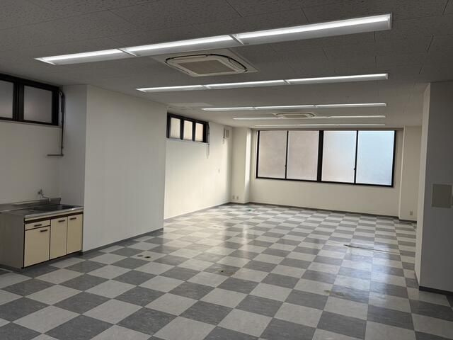 ＤＩＡビル