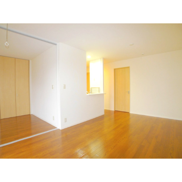 ガーデンコート富士見台の居間・リビング