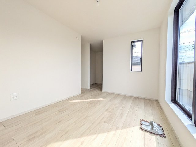 八王子市　中野町　新築一戸建て　２期の収納|～ウォークインクローゼットでお荷物がスッキリ収まります～