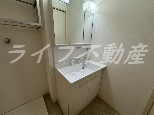 クリエオーレ東山町の独立洗面台|独立洗面台で身支度をすべて済ませてしまいましょう