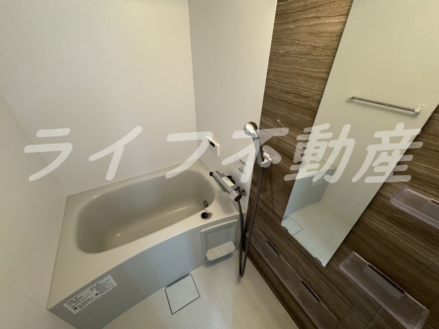 クリエオーレ東山町の浴室|日々の疲れを癒すお風呂付です