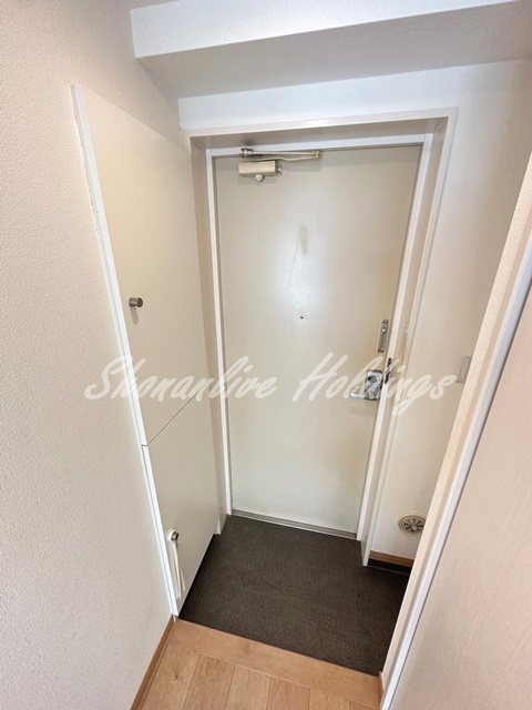 ラ・ホーヤ藤沢の玄関|シンプルで使いやすい玄関です