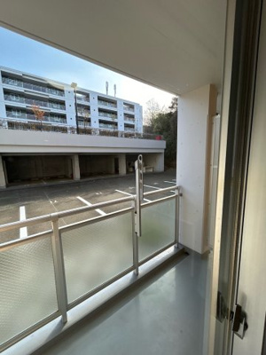 【バルコニー】 | ベルヴィ能見台Ｂ棟