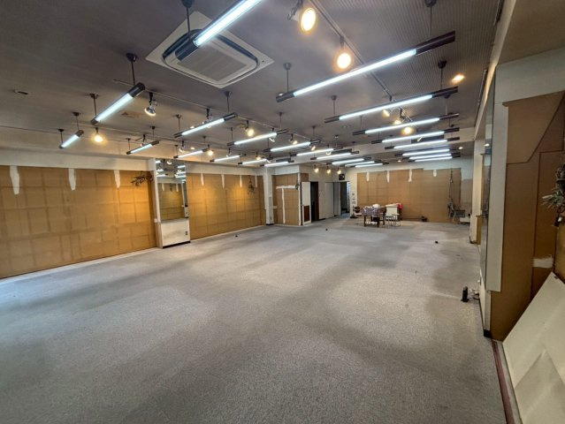 安城市御幸本町貸店舗・事務所の内装