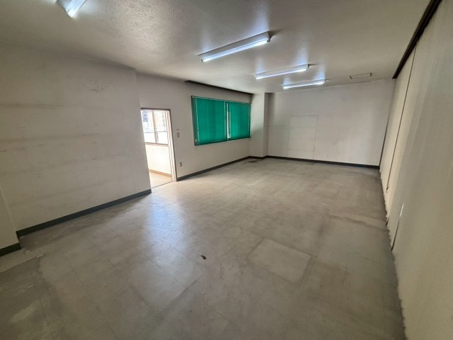 安城市御幸本町貸店舗・事務所の内装