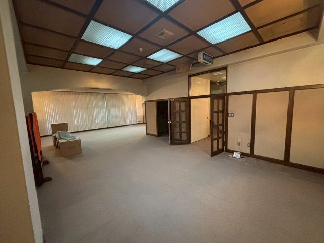 安城市御幸本町貸店舗・事務所の内装