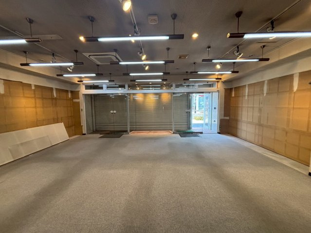 安城市御幸本町貸店舗・事務所の内装