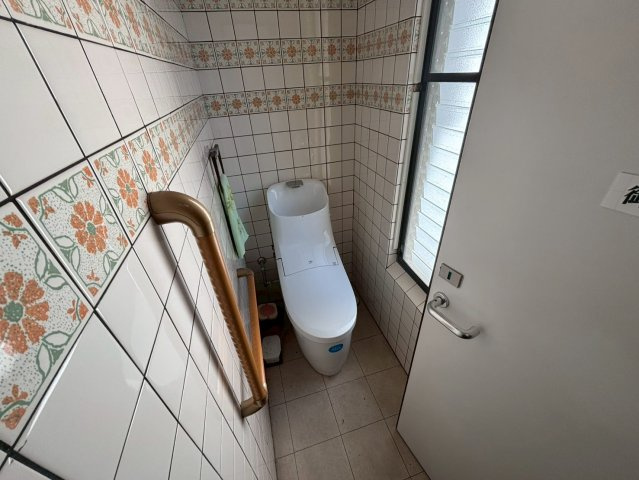 安城市御幸本町貸店舗・事務所のトイレ