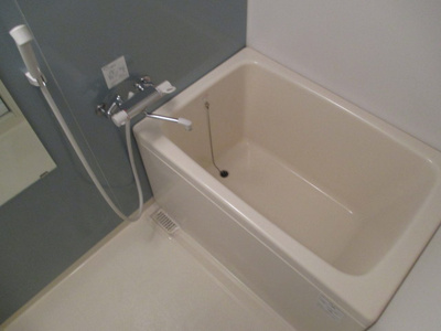 【浴室】 | アドバンス新大阪５ | サーモスタット付きで快適なお風呂に入れますね