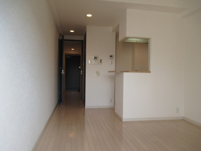 【居間・リビング】 | アドバンス新大阪５ | キレイな洋室ですね