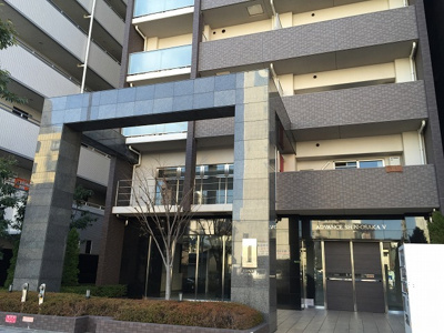 【エントランス】 | アドバンス新大阪５ | 豪華なエントランスですね