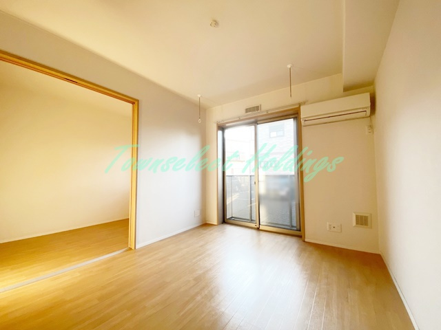 クレール善行の居間・リビング