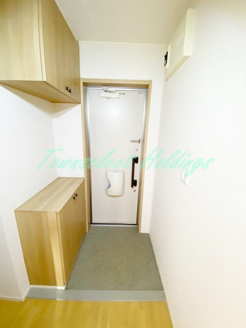 クレール善行の玄関