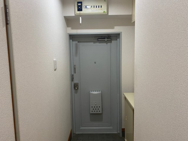 パークメゾン森本の玄関