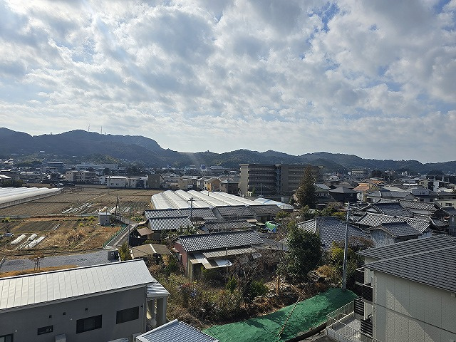 アーネスト鴨部のその他