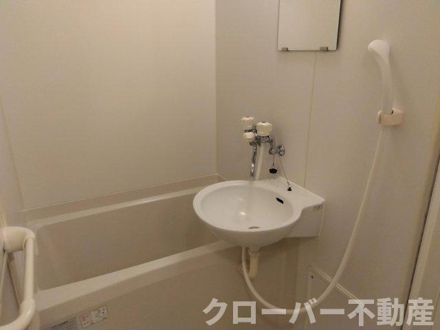 レオパレス観音寺の浴室