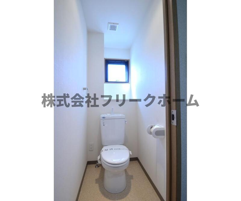 小金井市本町５丁目の賃貸マンションのトイレ