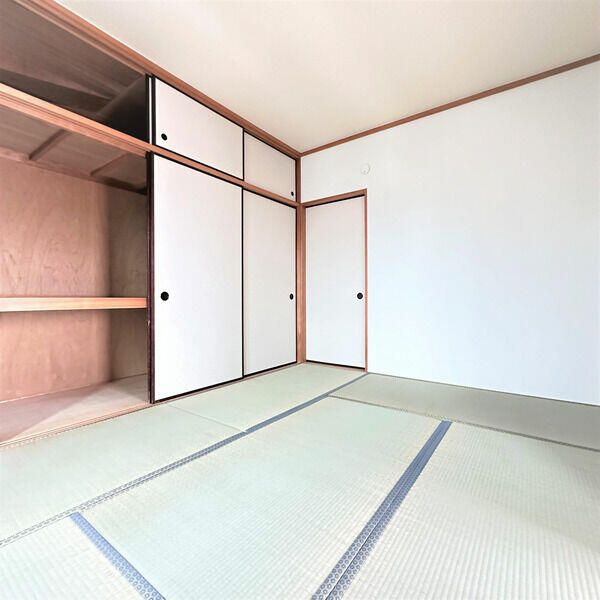 ジュネス保田３　　　刈谷市近郊の賃貸はクラスホームの収納|同物件の別部屋になります。