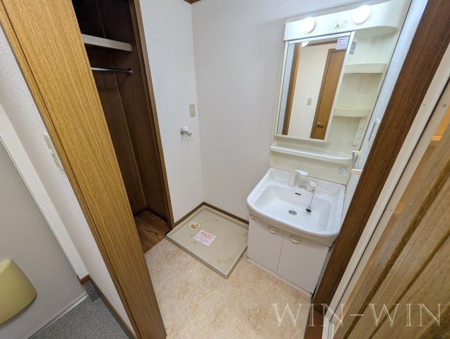 アイランド花月の独立洗面台