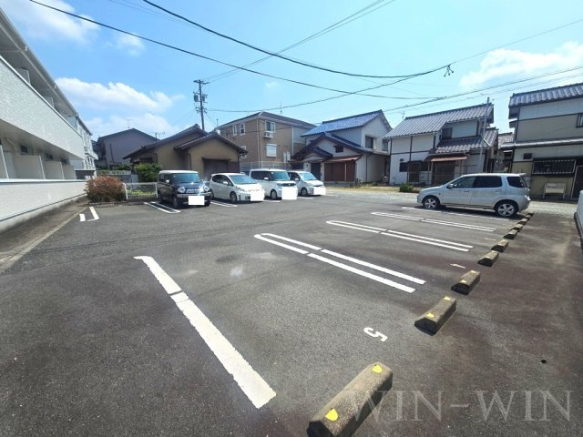 アイランド花月の駐車場