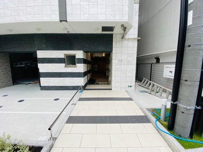 【エントランス】 | エスリード大阪城クローグ