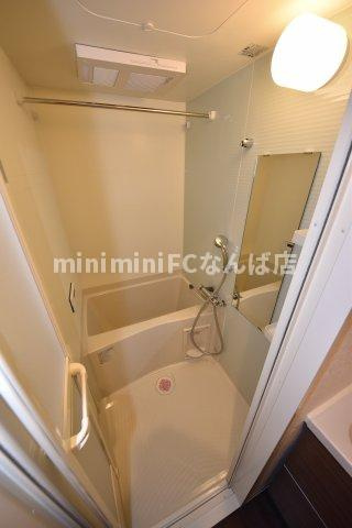 ブリーズガーデン京町堀　民泊可能の浴室