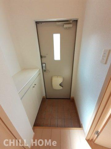 ブルー・スカイⅠの玄関|当社、チルホームのHPもご覧ください(^^)/物件情報多数♪