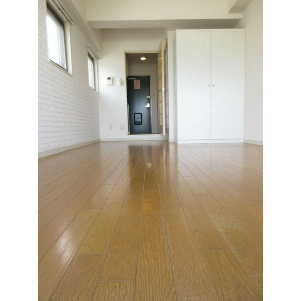 KM江坂の居間・リビング