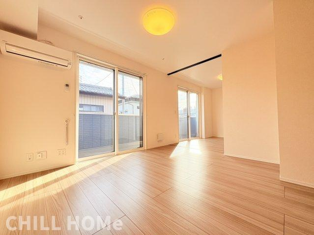 アルカディアの居間・リビング|他社様掲載物件もまとめてご紹介、ご案内可能です(^^)/