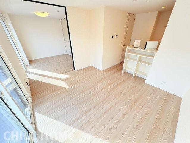 アルカディアの居間・リビング|他社様掲載物件もまとめてご紹介、ご案内可能です(^^)/