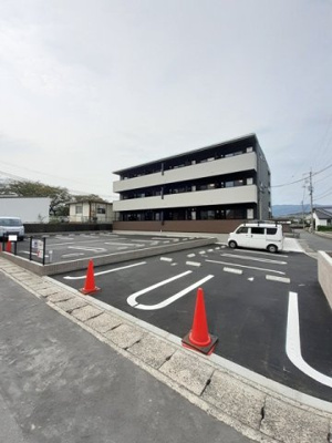 【駐車場】 | アクアプラ島田 | 駐車場があるので、車を買う予定の方も安心です